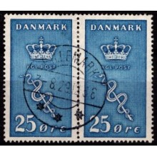 Kræftmærker i par. Flot stemplet.